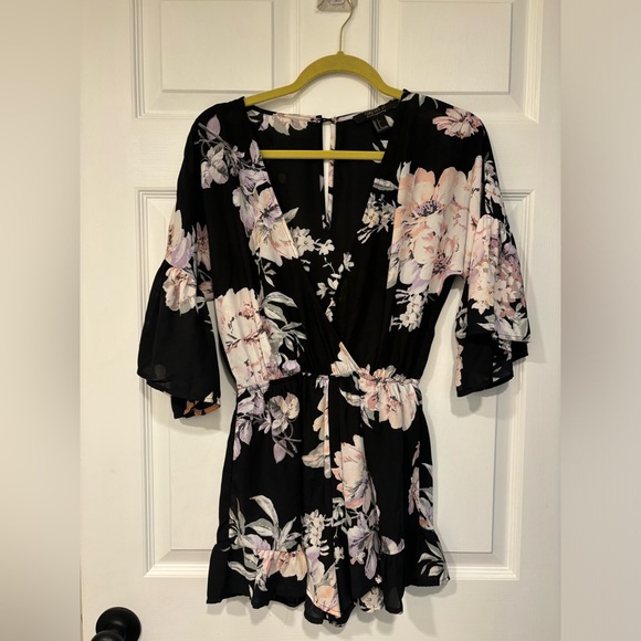 Romper - Picture 1 of 2